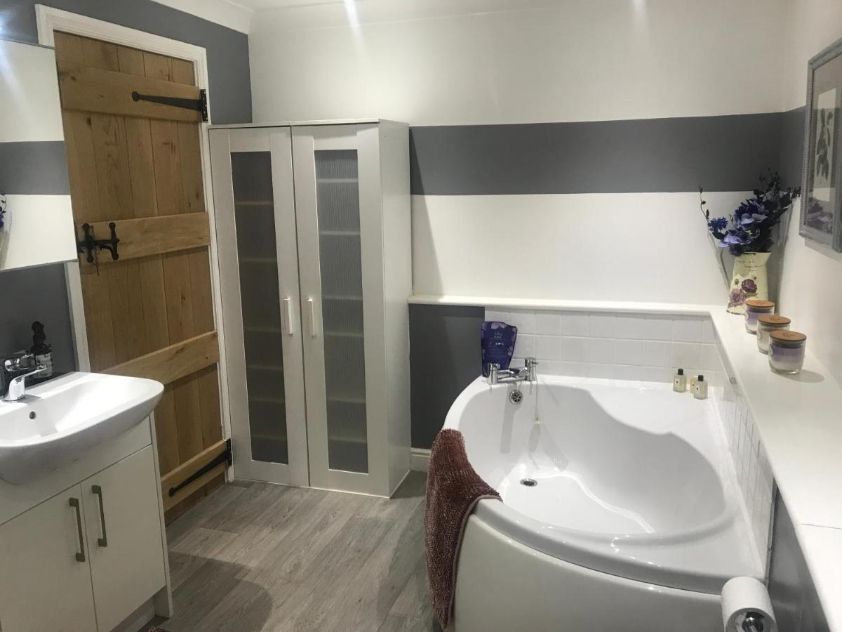 The Master Suite, Enjoy The Countryside In Style Ashover Exteriér fotografie